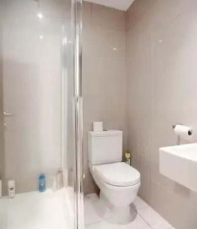 Private Rooms In Euston Square, Central London Exterior photo